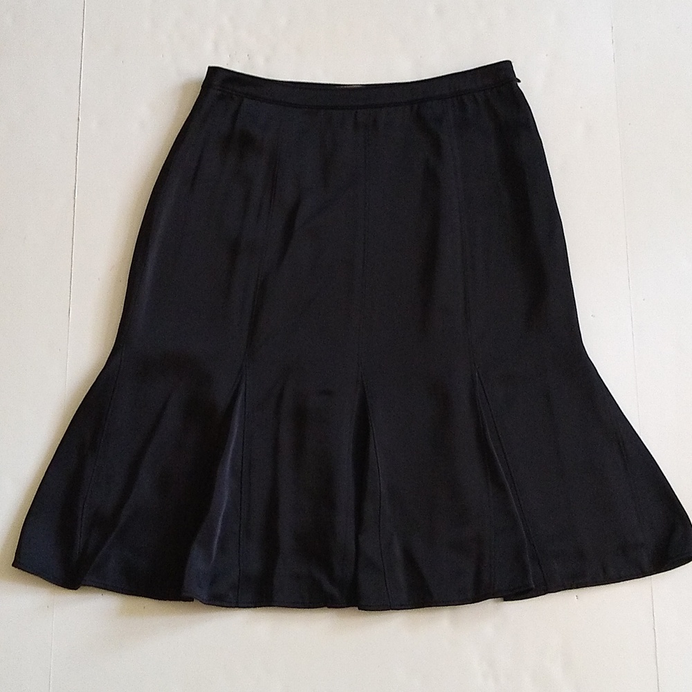 Y2K vintage Ann Taylor black shiny fit‎ and flare skirt 2